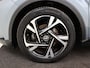Toyota C-HR / C-HR+ 2.0 Hybrid Style Bi-Tone | BTW voertuig | Dealer onderhouden | NL auto | Dodehoek detectie | Stoelverwarming | parkeersensoren voor+achter | Navigatie | Apple CarPlay/Android auto | Cruise Control Adaptive |