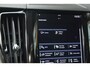 Volvo XC60 T6 Hybride AWD Inscription | Panoramadak | Harman/Kardon | Trekhaak | Camera | Stoel + Stuur Verwarming |