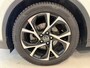 Toyota C-HR / C-HR+ 1.8 Hybrid Bi-Tone | CAMERA | 18"LM VELGEN | TREKHAAK |