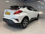 Toyota C-HR / C-HR+ 1.8 Hybrid Bi-Tone | CAMERA | 18"LM VELGEN | TREKHAAK |