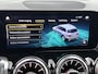 Mercedes-Benz GLB 200 Premium Plus | WORDT VERWACHT | Automaat | Sfeerverlichting | Panoramadak | Achteruitrijcamera | Parkeersensoren | Stoelverwarming |