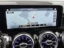 Mercedes-Benz GLB 200 Premium Plus | WORDT VERWACHT | Automaat | Sfeerverlichting | Panoramadak | Achteruitrijcamera | Parkeersensoren | Stoelverwarming |