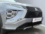 Mitsubishi Eclipse Cross 2.4 PHEV Instyle / Fabrieksgarantie t/m 06-2029 / Dealer Onderhouden / Trekhaak (1.500KG) / Schuif-/Kanteldak / Lederen Bekleding / Navigatie / Apple Carplay/Android Auto /