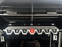Peugeot 2008 1.2 Hybrid 145 Style | Keyless Entry/Start | Full LED | Climate Control | Adaptive Cruise Control | Apple Carplay/Android Auto | Navigatie | Draadloze telefoonlader | Dodehoek | Parkeercamera/-sensoren |