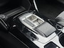 Peugeot 2008 1.2 Hybrid 145 Style | Keyless Entry/Start | Full LED | Climate Control | Adaptive Cruise Control | Apple Carplay/Android Auto | Navigatie | Draadloze telefoonlader | Dodehoek | Parkeercamera/-sensoren |