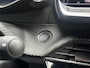 Peugeot 2008 1.2 Hybrid 145 Style | Keyless Entry/Start | Full LED | Climate Control | Adaptive Cruise Control | Apple Carplay/Android Auto | Navigatie | Draadloze telefoonlader | Dodehoek | Parkeercamera/-sensoren |