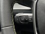 Peugeot 2008 1.2 Hybrid 145 Style | Keyless Entry/Start | Full LED | Climate Control | Adaptive Cruise Control | Apple Carplay/Android Auto | Navigatie | Draadloze telefoonlader | Dodehoek | Parkeercamera/-sensoren |