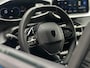 Peugeot 2008 1.2 Hybrid 145 Style | Keyless Entry/Start | Full LED | Climate Control | Adaptive Cruise Control | Apple Carplay/Android Auto | Navigatie | Draadloze telefoonlader | Dodehoek | Parkeercamera/-sensoren |