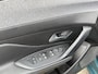 Peugeot 308 SW 1.6 Plug-in Hybrid 180 Allure PHEV | VAN: 26.900,- VOOR: 24.877,- UW WKVOORDEEL: 2.023,- | STOELVERWARMING| DEALER ONDERHOUDEN| DODE HOEK SENSOR| ACHTERUITRIJCAMERA| RIJKLAARPRIJS INCL. 12 MND BOVAG GARANTIE|