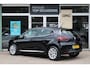 Renault Clio 1.0 TCe Intens Navigatiesysteem | Achterruitrij Camera | Parkeersesnoren voor en achter