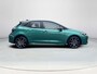 Toyota Corolla Hybrid 140 GR Sport | Super green met zwart dak | Carplay | Parkeersensoren | 18 inch LM-velgen |