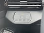Volkswagen ID.4 Pro Limited Edition 286PK 77 kWh / Resterende Fabrieksgarantie / Trekhaak / 360° Camera / 20'' LMV / VW