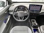 Volkswagen ID.4 Pro Limited Edition 286PK 77 kWh / Resterende Fabrieksgarantie / Trekhaak / 360° Camera / 20'' LMV / VW