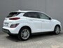 Hyundai Kona Electric EV Fashion 64 kWh / €19.985,- ex btw / Grijs Kenteken / Navigatie / Apple Carplay/Android Auto / Achteruitrijcamera / Stoel-/Stuurverwarming / HUD / KRELL audio /