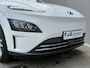 Hyundai Kona Electric EV Fashion 64 kWh / €19.985,- ex btw / Grijs Kenteken / Navigatie / Apple Carplay/Android Auto / Achteruitrijcamera / Stoel-/Stuurverwarming / HUD / KRELL audio /
