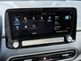Hyundai Kona Electric EV Fashion 64 kWh / €19.985,- ex btw / Grijs Kenteken / Navigatie / Apple Carplay/Android Auto / Achteruitrijcamera / Stoel-/Stuurverwarming / HUD / KRELL audio /
