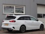 Kia Ceed Sportswagon 1.5 T-GDi GT-Line / Pano / Half Leder / Pilot Assist / Stoel & Stuurverwarming