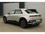 Hyundai Ioniq 5 Style Trekhaak Keyless Navi Carplay Gravity Gold Matte