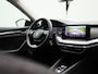 Skoda Octavia Combi 1.5 e-TSI Business Edition Plus | WORDT VERWACHT | Automaat | Apple Carplay / Android Auto | Sfeerverlichting | Parkeersensoren | Stoelverwarming | Stuurverwarming |