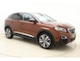 Peugeot 3008 1.2T Première | Navigatie | Afneembare trekhaak | Handsfree achterklep | Keyless Entry & Start | Achteruitrijcamera | Draadloze telefoonlader | Apple Carplay & Android Auto