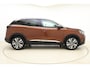 Peugeot 3008 1.2T Première | Navigatie | Afneembare trekhaak | Handsfree achterklep | Keyless Entry & Start | Achteruitrijcamera | Draadloze telefoonlader | Apple Carplay & Android Auto