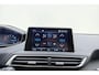 Peugeot 3008 1.2T Première | Navigatie | Afneembare trekhaak | Handsfree achterklep | Keyless Entry & Start | Achteruitrijcamera | Draadloze telefoonlader | Apple Carplay & Android Auto