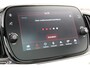 Fiat 500 1.0-70pk Mild-Hybrid 'Dolcevita'. 'Het goede leven' dat is het bezit van en het rijden in deze bloedmooie Italiaan ! Panoramadak, Autm. airco, Cruise Control, Navigatie by AppleCarplay/Android auto, Bluetooth telefoonvoorb., pdc achter etc.