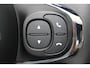 Fiat 500 1.0-70pk Mild-Hybrid 'Dolcevita'. 'Het goede leven' dat is het bezit van en het rijden in deze bloedmooie Italiaan ! Panoramadak, Autm. airco, Cruise Control, Navigatie by AppleCarplay/Android auto, Bluetooth telefoonvoorb., pdc achter etc.