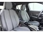 Peugeot e-2008 EV Allure Avantage 54 kWh | Adaptive Cruise Control | 360° Camera | Full LED | Apple Carplay & Android Auto | Navigatie | 17'' Lichtmetalen velgen