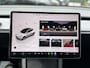 Tesla Model Y RWD 58 kWh UNIEK!| |VAN €35.900:,- VOOR: 32.877,- UW WKVOORDEEL: 3.023,- | STOEL + STUURWIELVERWARMING l CARBON PAKKET | TESLA FABRIEKSGARANTIE 9-2027 OF TOT 80.000 KM |