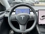 Tesla Model Y RWD 58 kWh UNIEK!| |VAN €35.900:,- VOOR: 32.877,- UW WKVOORDEEL: 3.023,- | STOEL + STUURWIELVERWARMING l CARBON PAKKET | TESLA FABRIEKSGARANTIE 9-2027 OF TOT 80.000 KM |
