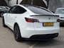 Tesla Model Y RWD 58 kWh UNIEK!| |VAN €35.900:,- VOOR: 32.877,- UW WKVOORDEEL: 3.023,- | STOEL + STUURWIELVERWARMING l CARBON PAKKET | TESLA FABRIEKSGARANTIE 9-2027 OF TOT 80.000 KM |