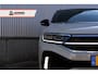 Volkswagen T-Roc 1.5 TSI DSG Aut. R-Line Pano, IQ.Light, Keyless