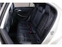 Mercedes-Benz A-klasse 180 Ambition Panoramadak, LED, Camera, Bluetooth, Stoelverwarming