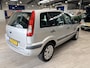 Ford Fusion 1.6-16 Trend | Automaat | Aux | Elektrische ramen | Parkeersensoren Achter | Centrale Deurvergrendeling |
