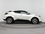 Toyota C-HR / C-HR+ 1.8 Hybrid Style | dodehoek detectie | Stoel+stuurverwarming | Parkeersensoren voor+achter met assistent | Navigatie | Full LED | DAB | Cruise Control Adaptive |