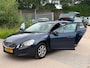 Volvo V60 1.6 T3 Kinetic Airco Cruise Navi Psensor
