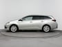 Toyota Auris 1.8 Hybrid Dynamic | Navigatie | Cruise Control | DAB | Climate Control | Trekhaak | Achteruitrijcamera |
