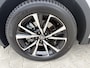 Toyota C-HR / C-HR+ 2.0 PHEV 220 Dynamic Bi-Tone | All Seasons