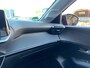 Peugeot 208 1.2 100pk Allure | Carplay | Cruise controle | Lichtmetalen velgen | Climate controle | Full LED | Lederen bekleding | Digitaal cockpit