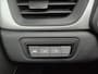 Renault Captur 1.3 TCe 140 Zen Automaat / 1500kg Trekgewicht / Pack Easy Link / Apple Carplay Android Auto / Keyless Entry/Start / Cruise control / Parkeersensoren achter / Climate control / Stoelverwarming /