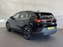 Volkswagen ID.4 Pro Limited Edition 77 kWh Navigatie Apple Carplay/Android Auto Keyless PDC V+A Climate Control DAB+ Lane Assist Adaptieve Cruise control Velours / Alcantara bekleding 19" Lichtmetalen Velgen