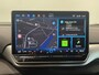 Volkswagen ID.4 Pro Limited Edition 77 kWh Navigatie Apple Carplay/Android Auto Keyless PDC V+A Climate Control DAB+ Lane Assist Adaptieve Cruise control Velours / Alcantara bekleding 19" Lichtmetalen Velgen