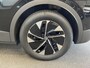 Volkswagen ID.4 Pro Limited Edition 77 kWh Navigatie Apple Carplay/Android Auto Keyless PDC V+A Climate Control DAB+ Lane Assist Adaptieve Cruise control Velours / Alcantara bekleding 19" Lichtmetalen Velgen