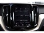 Volvo XC60 2.0 Recharge T8 AWD R-Design | Eerste eigenaar | Pano | 360 Camera | Cruise | Apple Carplay | Luchtvering | Memory |