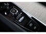 Volvo XC60 2.0 Recharge T8 AWD R-Design | Eerste eigenaar | Pano | 360 Camera | Cruise | Apple Carplay | Luchtvering | Memory |