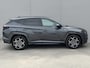 Hyundai Tucson 1.6 T-GDI PHEV N Line Sky 4WD / Dealer onderhouden / Panorama schuifdak / Fabrieksgarantie tot 11-2027 / Elektrische klep & stoelen / Navigatie / Apple Carplay Android / Stoelventilatie / Adaptieve Cruise / Stuur-, stoel- & achterbankverwarming /