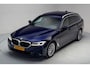 BMW 5-Serie Touring 520e High Executive [ Leder Comfortstoelen HUD Stoelverwarming ]
