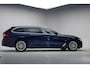 BMW 5-Serie Touring 520e High Executive [ Leder Comfortstoelen HUD Stoelverwarming ]