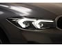 BMW 3-Serie Touring 330e High Executive Sport [ HUD Navi ACC Sportstoelen Stoelverwarming ]